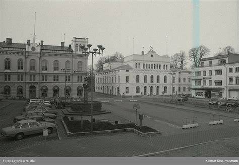   Den Hüvyegî-Väggen: Ett 1200-tals mästerverk fyllt av liv och mystik!